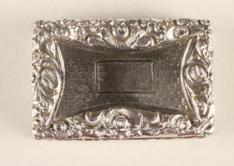 A WILLIAM IV SILVER VINAIGRETTE Image