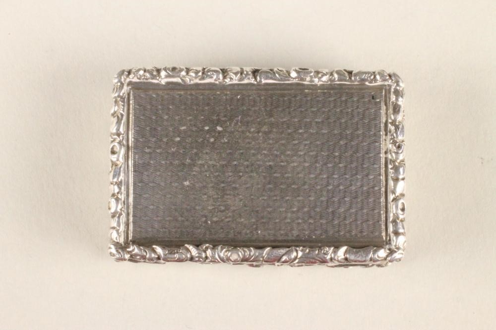 A WILLIAM IV SILVER VINAIGRETTE Image