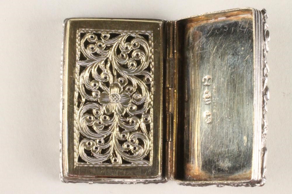 A WILLIAM IV SILVER VINAIGRETTE Image