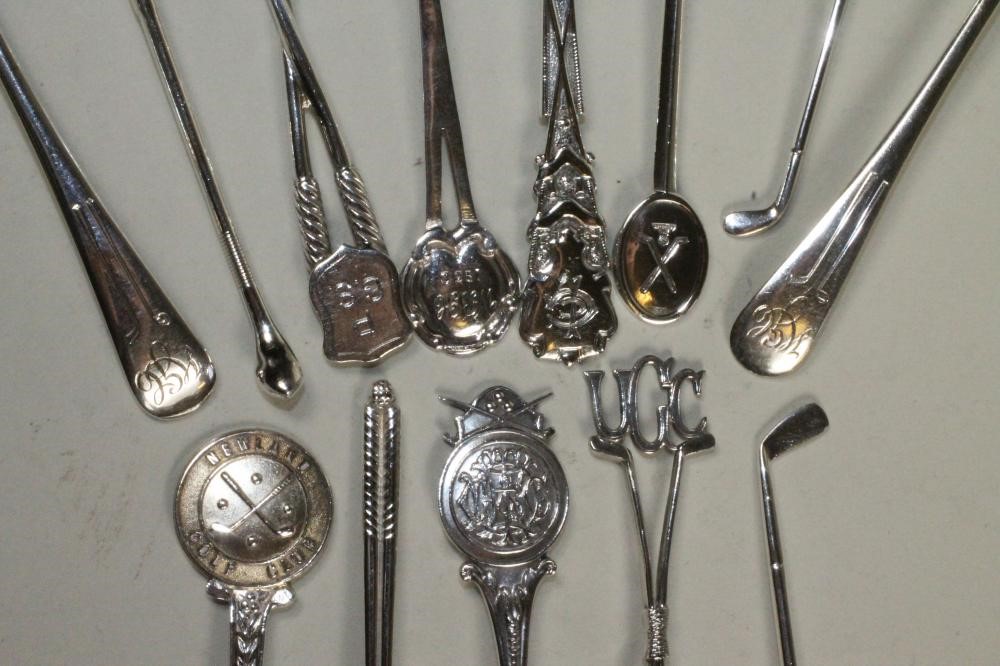 A COLLECTION OF TWENTY EIGHT EDWARDIAN AND LATER SILVER GOLFING TEASPOONS Image