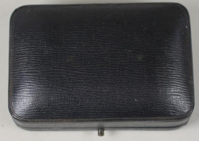 A PAIR OF NOVELTY SILVER PLACE CARD HOLDERS Image