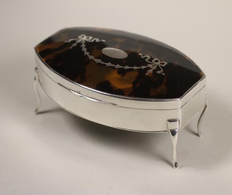 A SILVER DRESSING TABLE BOX AND COVER Image