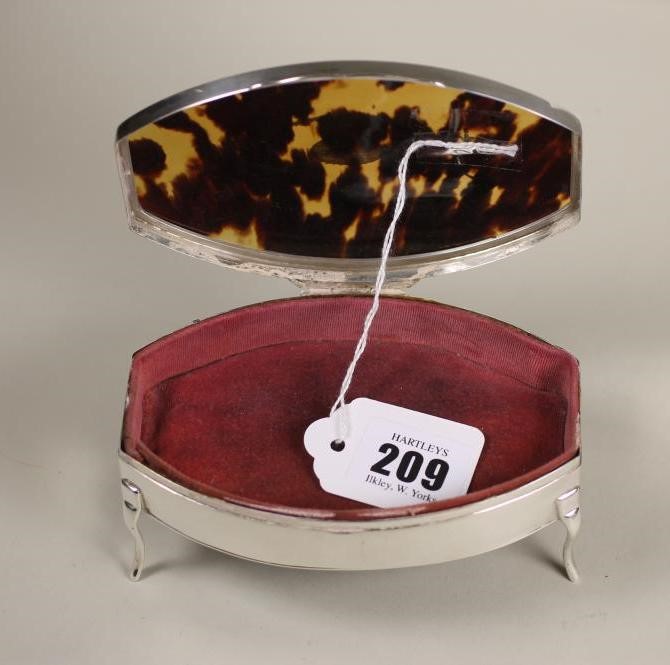 A SILVER DRESSING TABLE BOX AND COVER Image