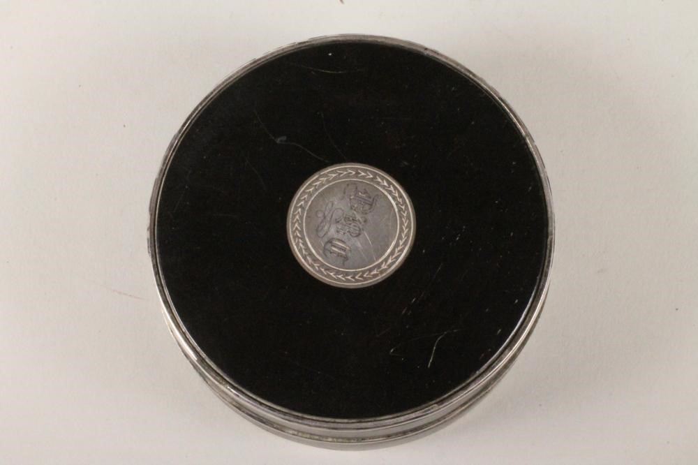 A GEORGIAN EBONY BOX Image