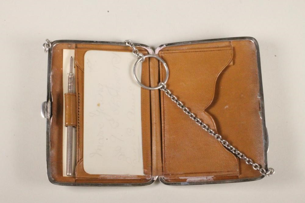 A LADY'S SILVER CASE/AIDE MEMOIRE Image