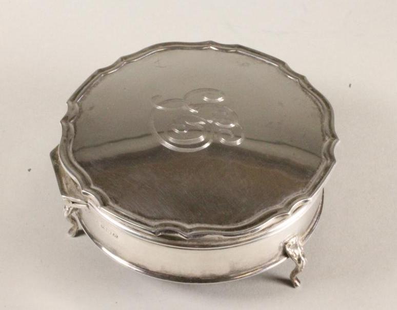 A SILVER DRESSING TABLE BOX Image