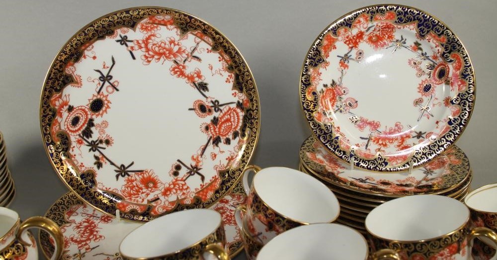 A LATE VICTORIAN ROYAL CROWN DERBY CHINA TEA SERVICE Image