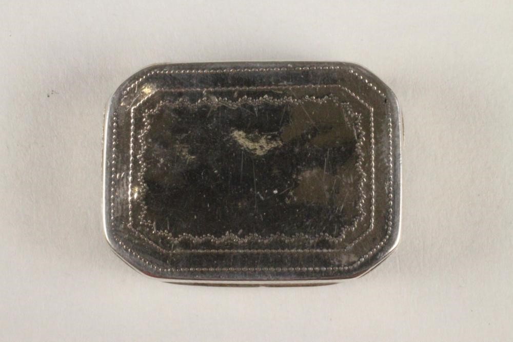 A GEORGE III SILVER VINAIGRETTE Image