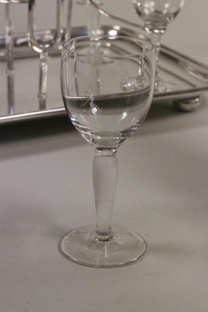 A MATCHED ART DECO SILVER PLATED COCKTAIL SET Image