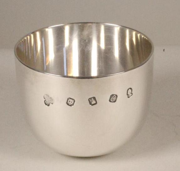 A BRITANNIA STANDARD SILVER TUMBLER CUP Image