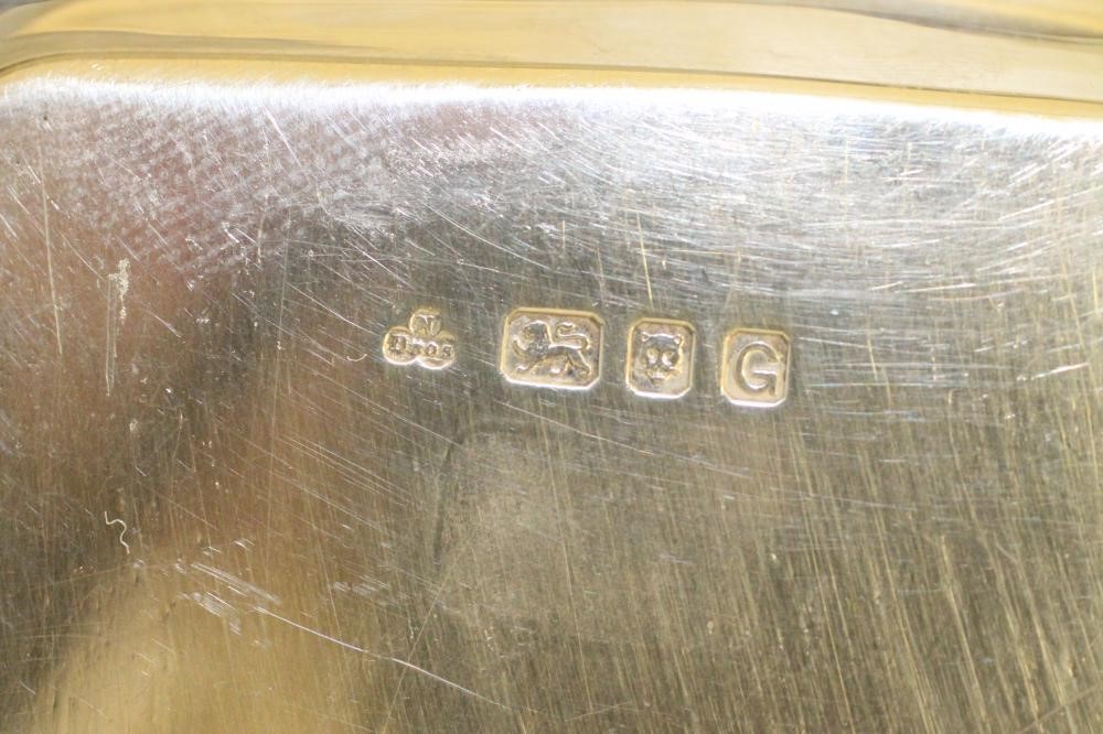 A SILVER SCISSOR SNUFFERS' TRAY Image