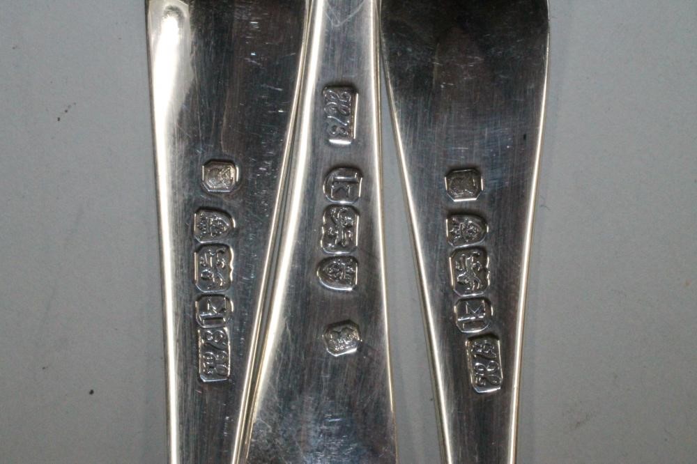 A SET OF SIX GEORGE III SILVER DESSERT SPOONS Image