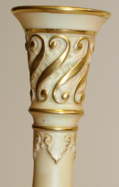 A PAIR OF ROYAL WORCESTER CHINA BOTTLE VASES Image
