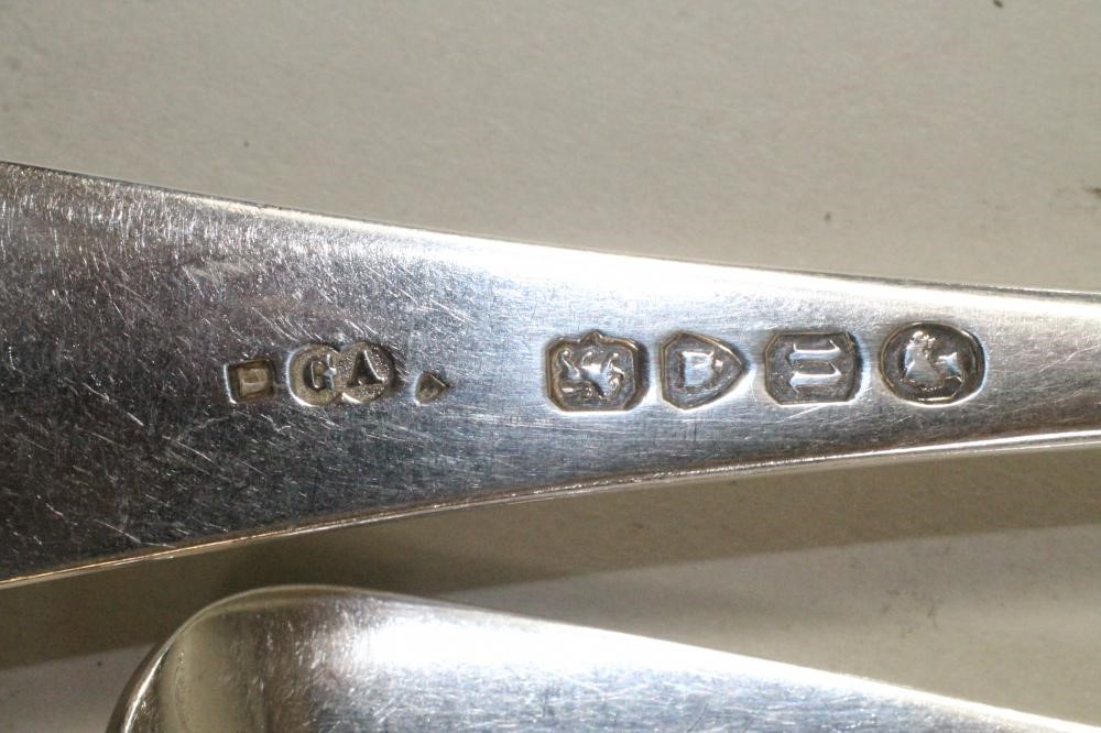 A VICTORIAN PART TABLE SERVICE Image