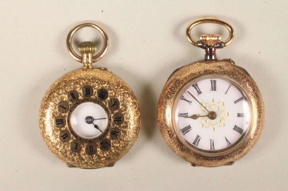 A LADY'S CONTINENTAL 18KT GOLD HALF HUNTER FOB WATCH Image