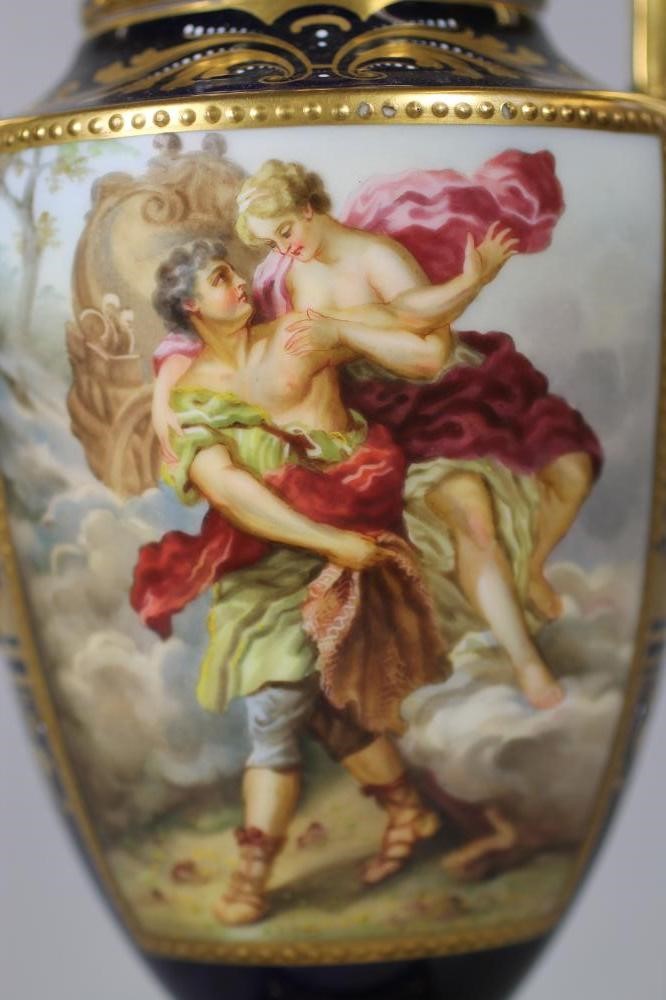 A VIENNA PORCELAIN GARNITURE VASE AND COVER Image