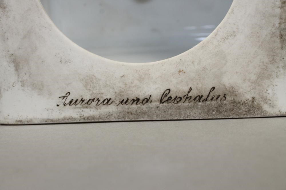 A VIENNA PORCELAIN GARNITURE VASE AND COVER Image