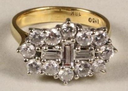 A DIAMOND DRESS RING Image
