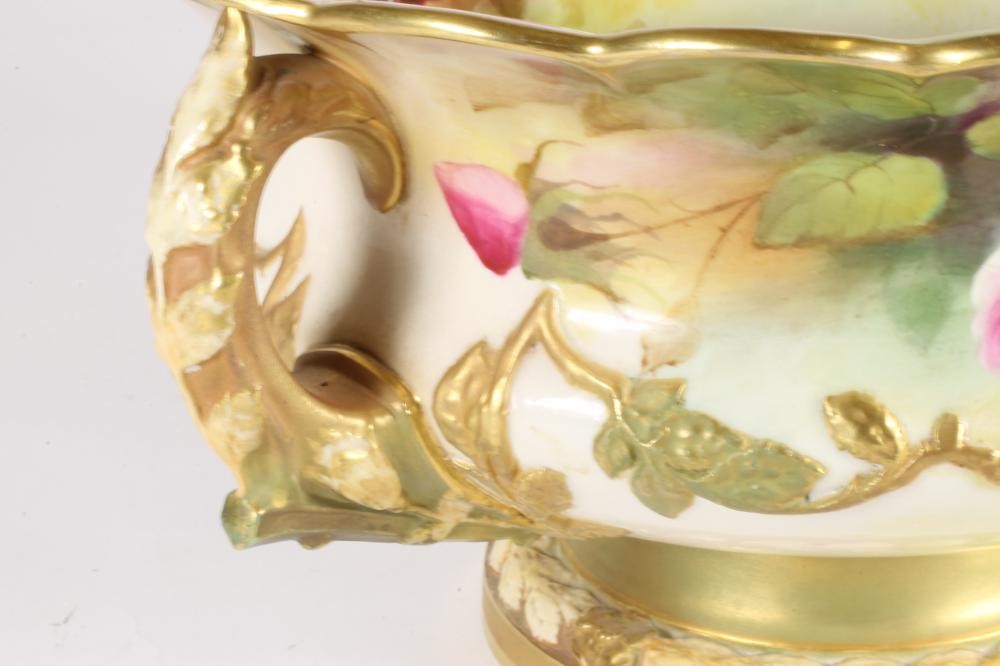A ROYAL WORCESTER CHINA ROSE BOWL Image