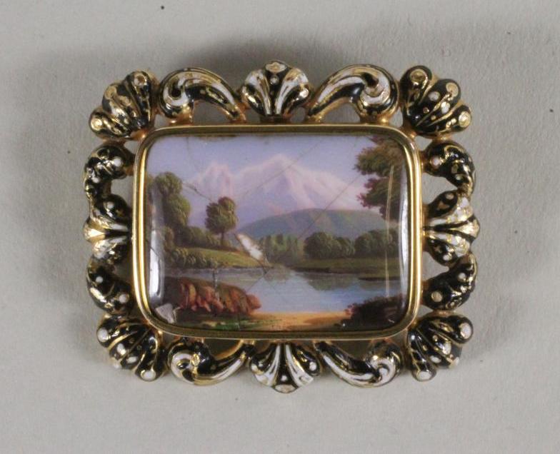 A LATE 19TH CENTURY SWISS ENAMEL BROOCH Image