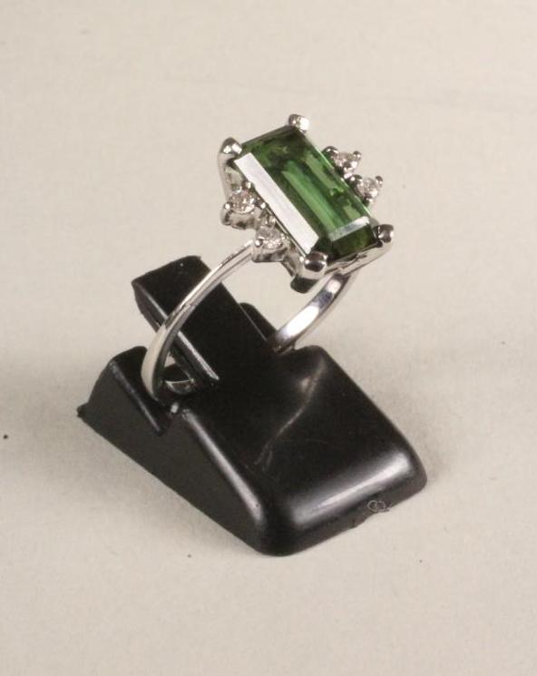 A GREEN TOURMALINE AND DIAMOND DRESS RING Image