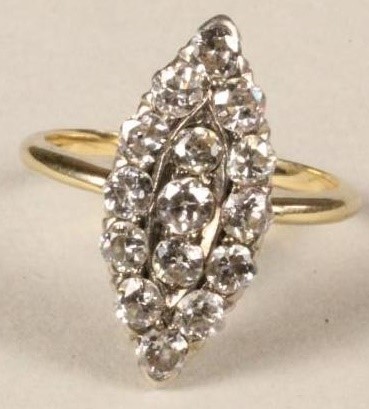 A DIAMOND DRESS RING Image