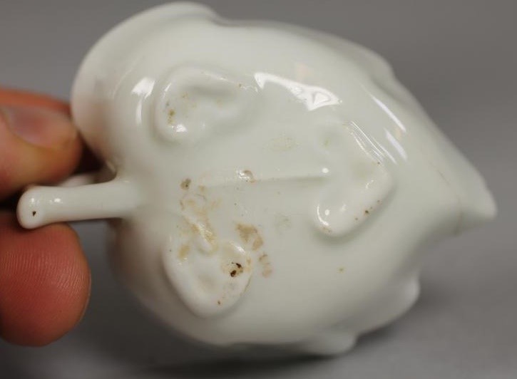 A FIRST PERIOD WORCESTER PORCELAIN MILK JUG Image