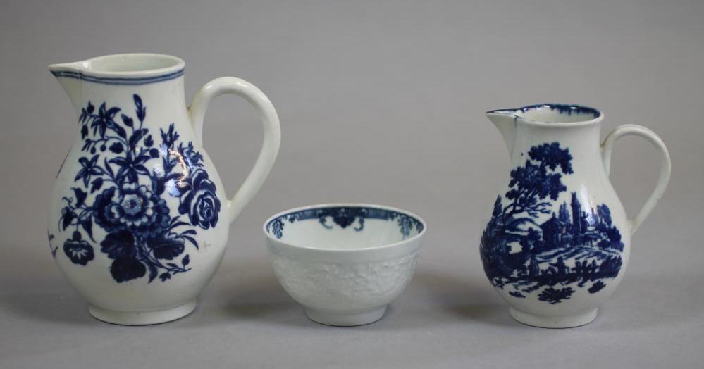 A FIRST PERIOD WORCESTER PORCELAIN SPARROW BEAK JUG Image