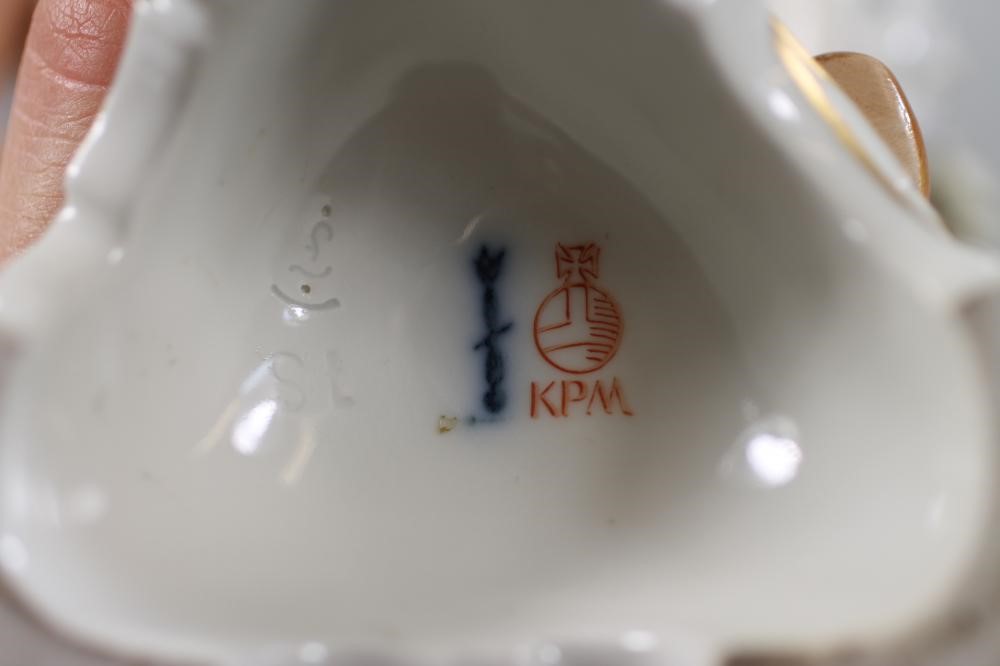 A PAIR OF KPM PORCELAIN MALE FIGURES Image
