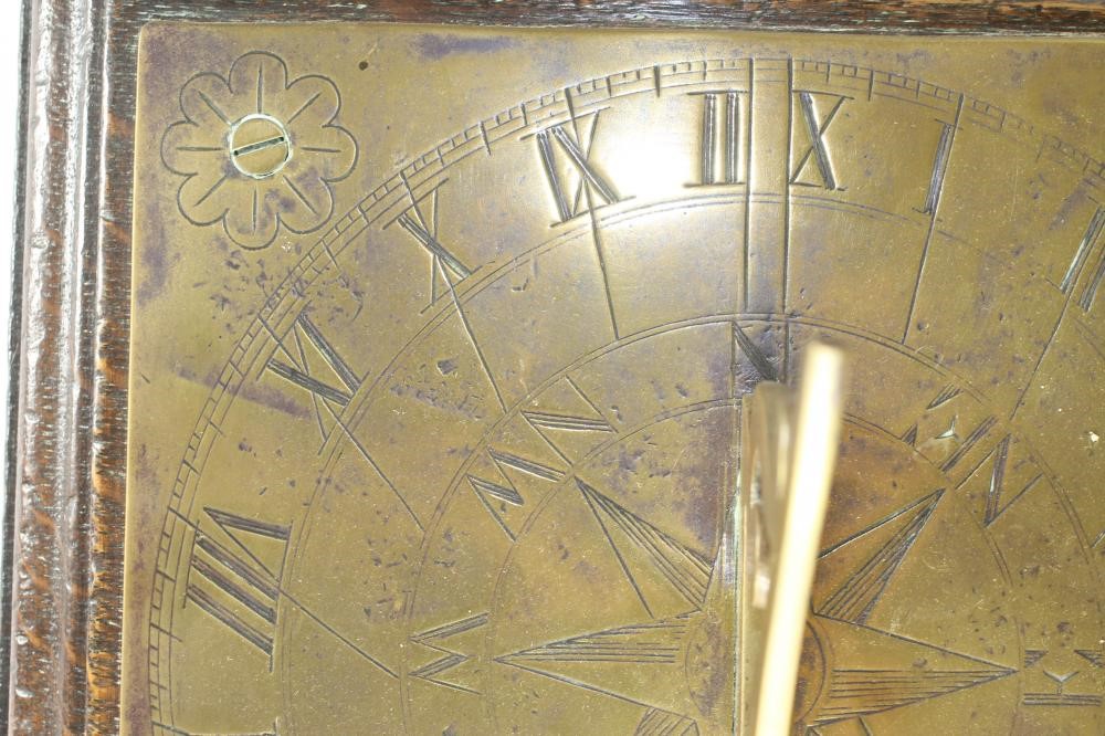 A GEORGIAN STYLE BRASS SUNDIAL Image