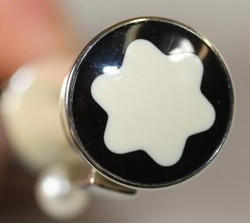 A "GRETA GARBO" MONTBLANC INK PEN Image