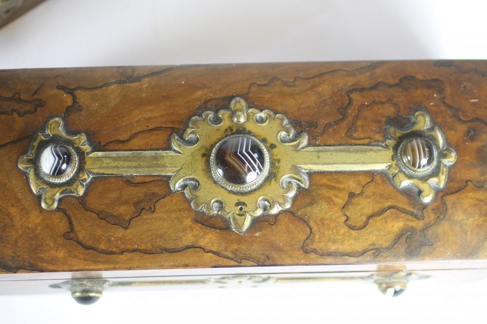 A VICTORIAN BURR WALNUT GLOVE AND JEWELLERY BOX Image