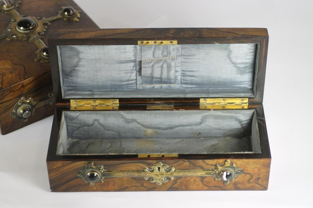 A VICTORIAN BURR WALNUT GLOVE AND JEWELLERY BOX Image