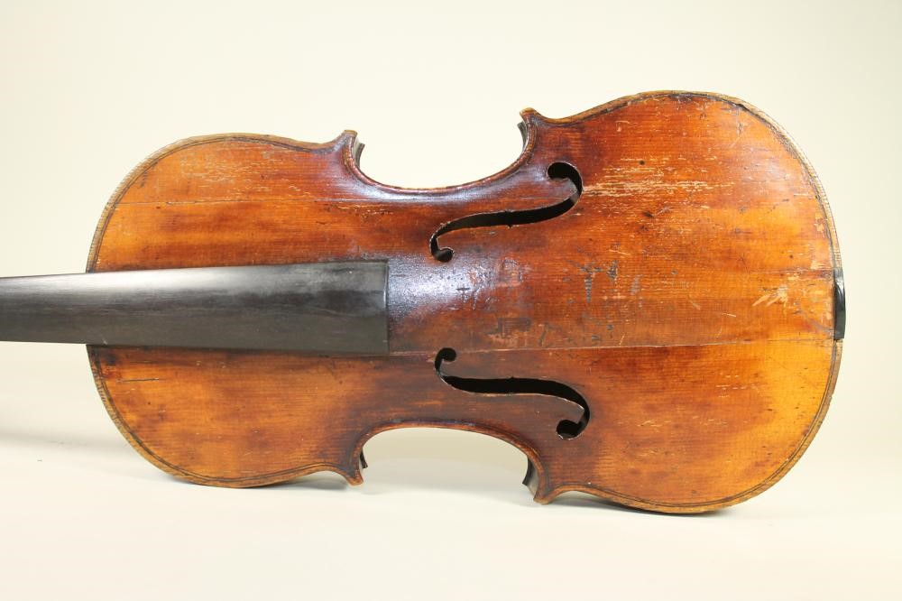AN ENGLISH VIOLIN Image