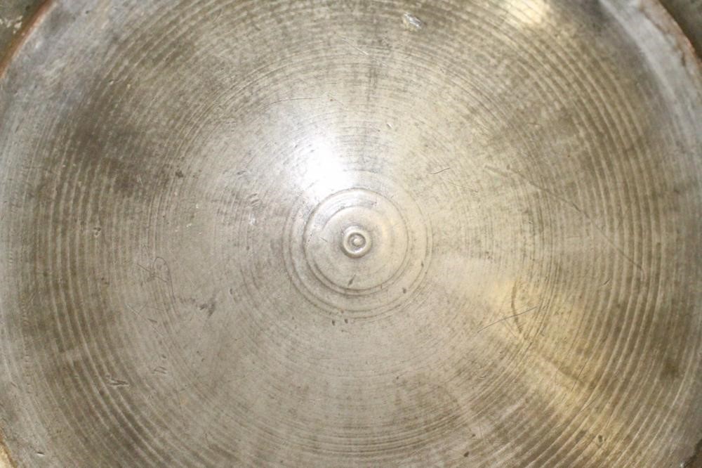 A FRENCH PEWTER WINE MEASURE Image