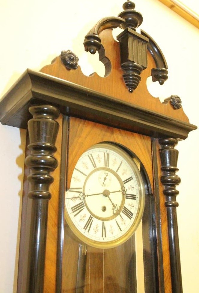 A VIENNA TYPE WALL CLOCK Image