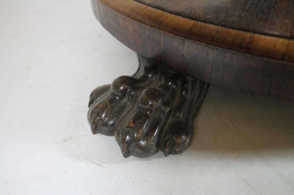 A WILLIAM IV ROSEWOOD LOO TABLE of circular form Image