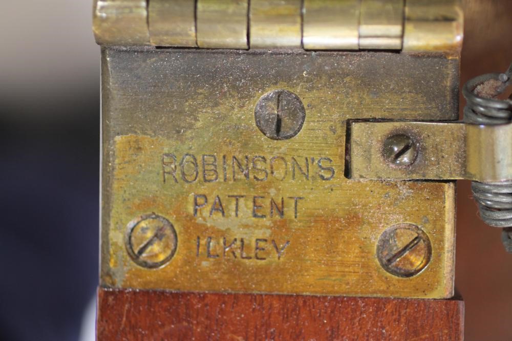 ROBINSON & SON Image