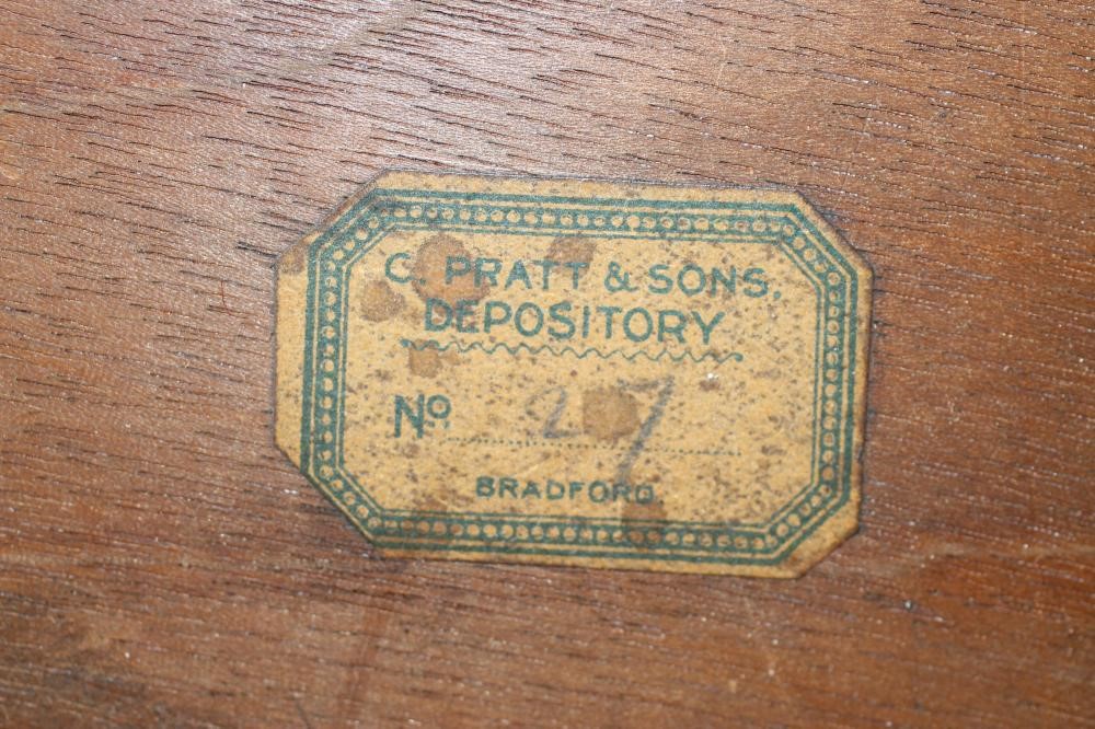 ROBINSON & SON Image