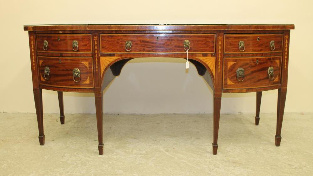 A GEORGIAN MAHOGANY SIDEBOARD Image