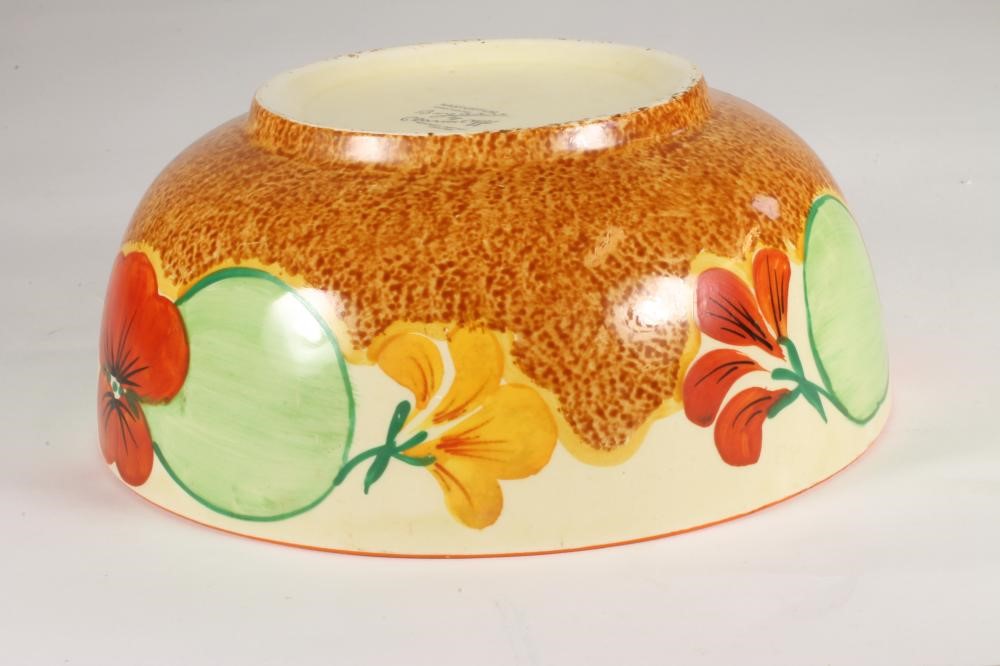 A CLARICE CLIFF NEWPORT POTTERY BIZARRE BOWL Image
