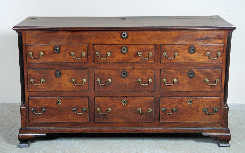 A GEORGIAN MAHOGANY LANCASHIRE DRESSER Image