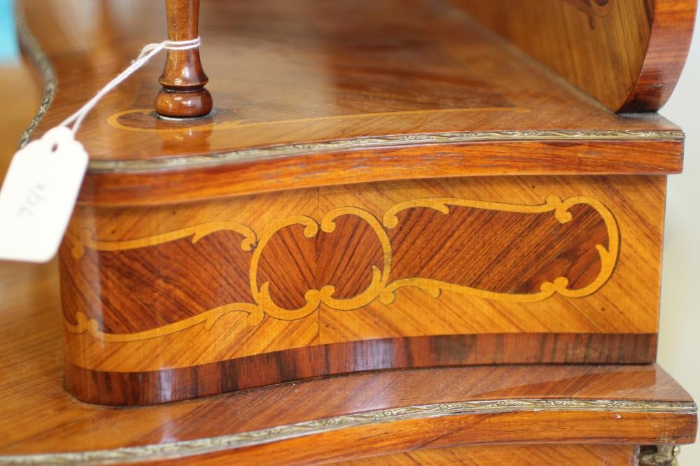 A NAPOLEON III BONHEUR DU JOUR Image