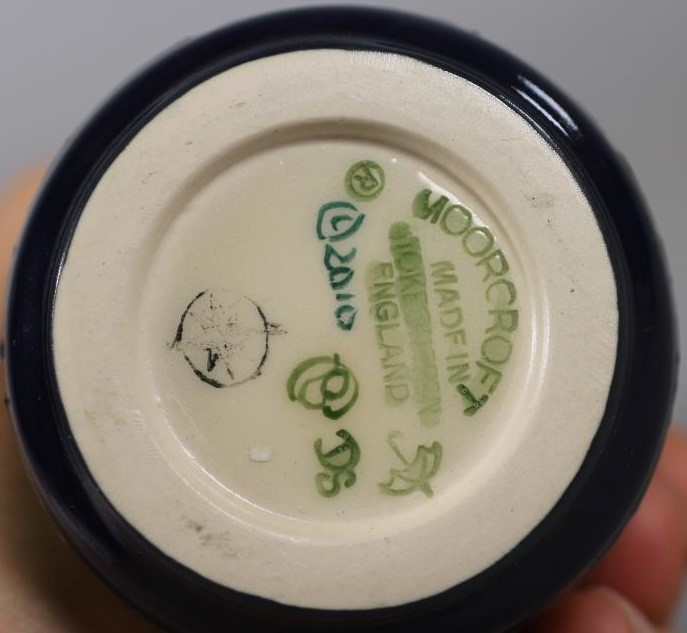 A MOORCROFT POTTERY EWER Image