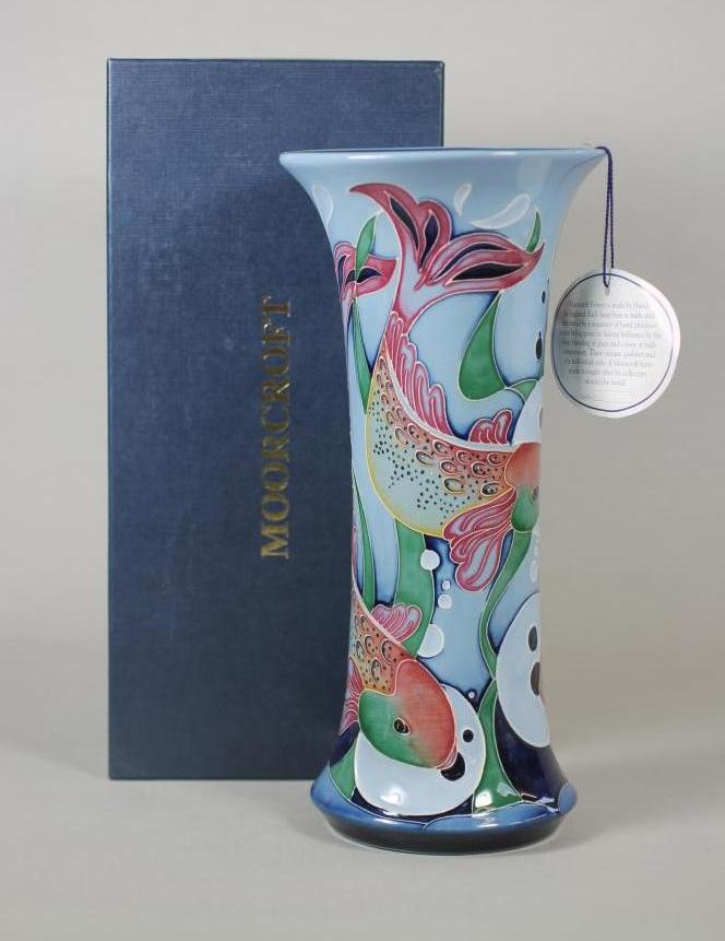 A MOORCROFT POTTERY VASE Image