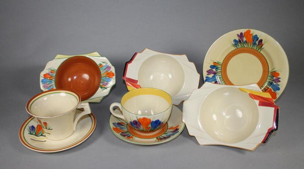 A CLARICE CLIFF NEWPORT POTTERY BIZARRE TEA CUP AND SAUCER Image