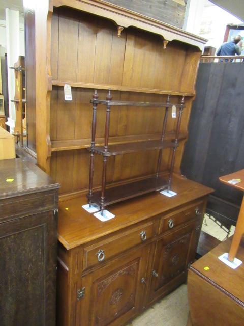 OAK WELSH DRESSER Image