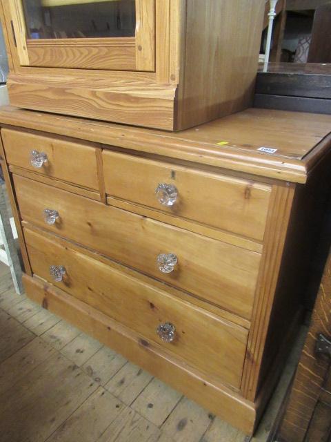 PINE CHEST OF DRAWERS Image