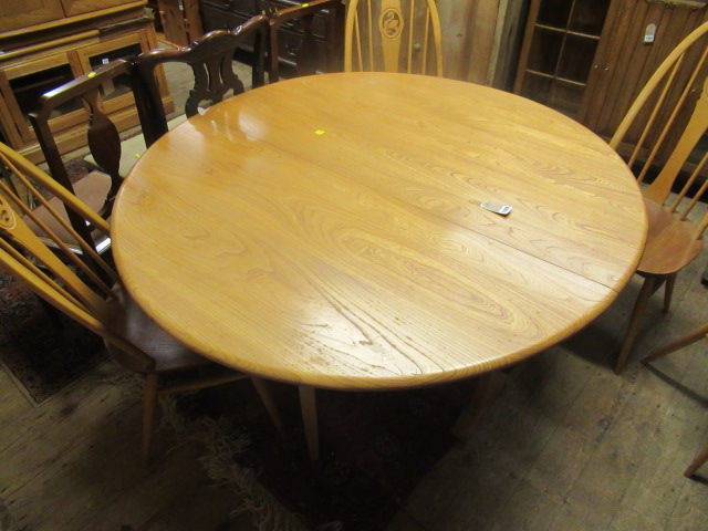 ERCOL ELM NUMBER 610 DROP LEAF DINING TABLE Image