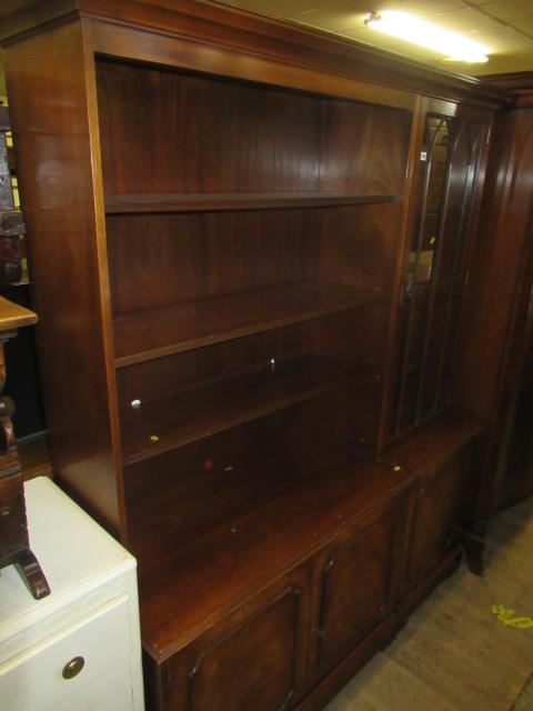 WALNUT DISPLAY UNIT Image